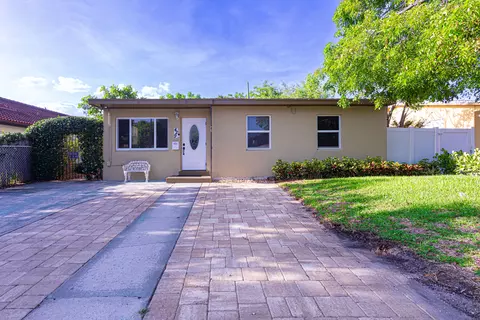 429 Summa St, West Palm Beach, FL 33405
