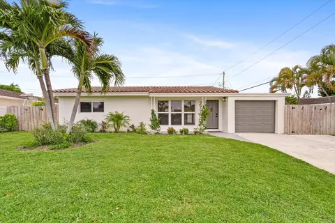 2775 NE 5th Ave, Boca Raton, FL 33431