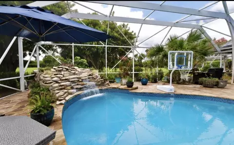 7801 NW 85th Ave, Tamarac, FL 33321