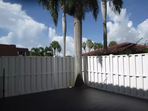 1437 Princeton Ln, Boynton Beach, FL 33426