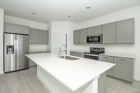 Kitchen - 5929 SE Sky Blue Cir E, Stuart, FL 34997 photo 1 of 4