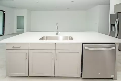 Kitchen - 5929 SE Sky Blue Cir E, Stuart, FL 34997 photo 3 of 4