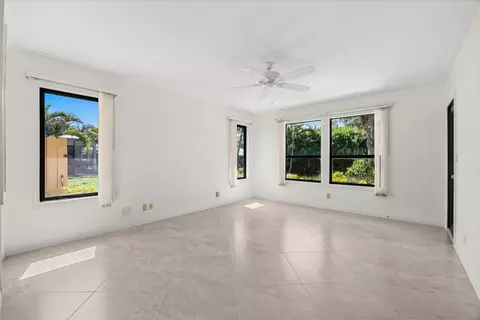 Living - 1904 NW 22nd St, Stuart, FL 34994 photo 7 of 8