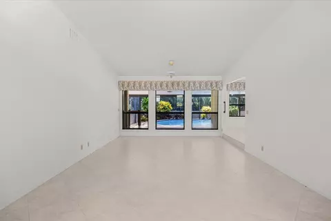 Living - 1904 NW 22nd St, Stuart, FL 34994 photo 2 of 8