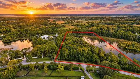 2524 SE Ranch Acres Cir, Jupiter, FL 33478
