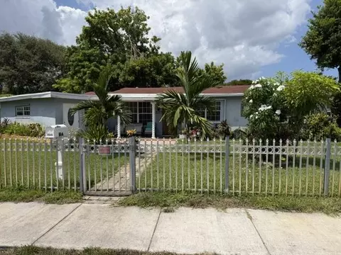2227 Wiley Ct, Hollywood, FL 33020
