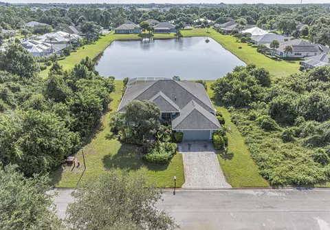 6640 49th Ct, Vero Beach, FL 32967