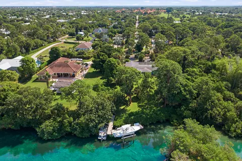 View/Area - 4916 SE Manatee Cove Rd, Stuart, FL 34997 photo 4 of 7
