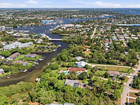 View/Area - 4916 SE Manatee Cove Rd, Stuart, FL 34997 photo 7 of 7