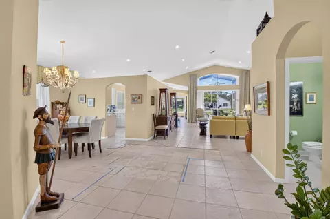 6309 Copper Lake Ct, Boynton Beach, FL 33437