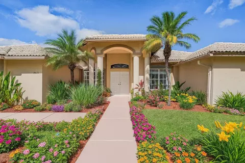 8671 155th Pl N, Palm Beach Gardens, FL 33418