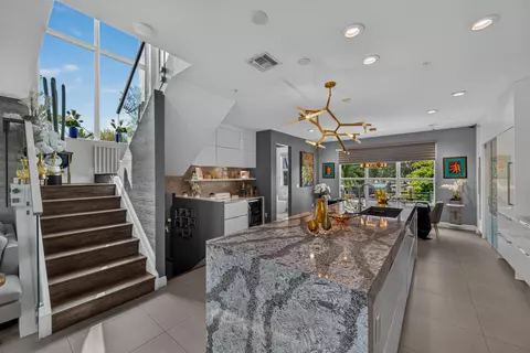 2900 NE 12th Ter #22, Oakland Park, FL 33334