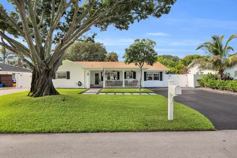 8 Windsor Rd W, Jupiter, FL 33469