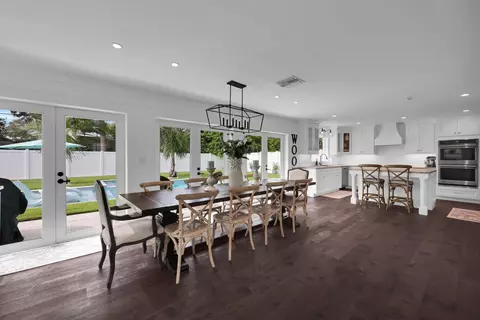 Dining - 8 Windsor Rd W, Jupiter, FL 33469 photo 1 of 4