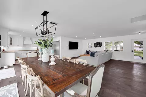 Dining - 8 Windsor Rd W, Jupiter, FL 33469 photo 4 of 4