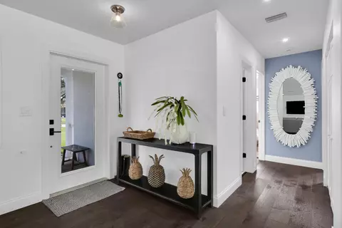 Entry Way - 8 Windsor Rd W, Jupiter, FL 33469 photo 1 of 1