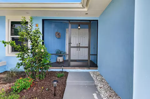 Exterior - 715 SW Salerno Rd, Stuart, FL 34997 photo 4 of 20