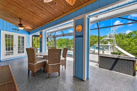 Exterior - 715 SW Salerno Rd, Stuart, FL 34997 photo 5 of 20