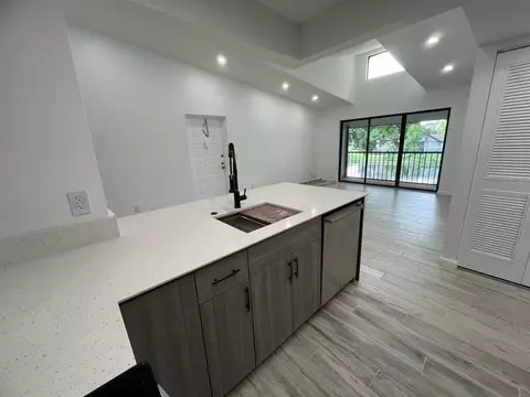 712 Sunny Pine Way #C3, Greenacres, FL 33415