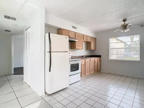 Kitchen - 694 Michigan Ct #2, Saint Cloud, FL 34769 photo 1 of 8