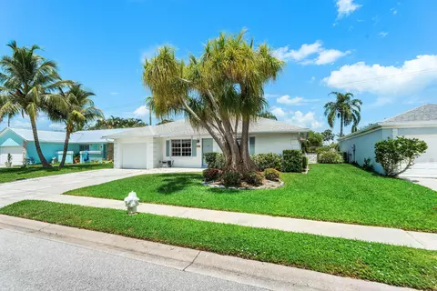 Exterior - 149 Arrowhead Cir, Jupiter, FL 33458 photo 6 of 6