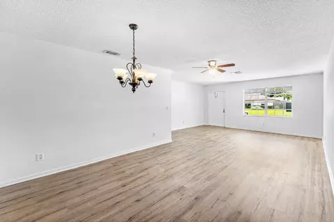 Living - 149 Arrowhead Cir, Jupiter, FL 33458 photo 1 of 3