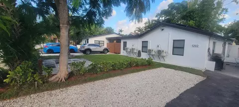 1202 NE 3rd Ave, Fort Lauderdale, FL 33304