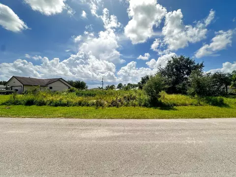 544 SW Columbus Dr, Port St Lucie, FL 34953