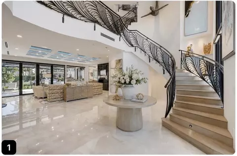2900 NE 8th Ave, Boca Raton, FL 33431