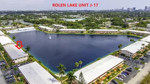 925 SW 11th Ave UNIT J17, Hallandale Beach, FL 33009