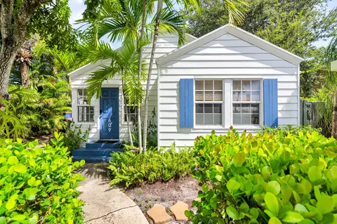 609 Palm St, West Palm Beach, FL 33401