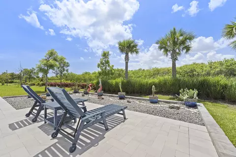 3395 Cedar Grove Dr, Fort Pierce, FL 34946
