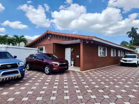 1195 NW 30th Pl, Miami, FL 33125