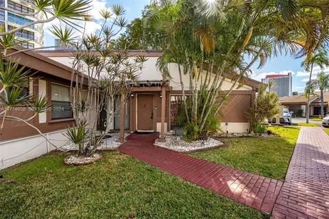 401 Leslie Dr, Hallandale Beach, FL 33009