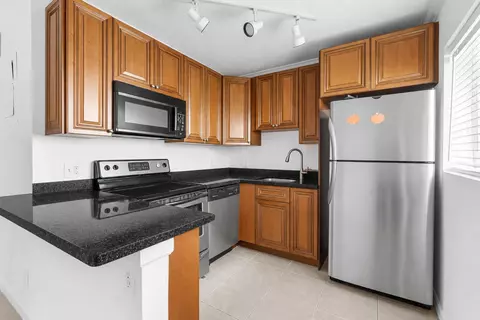 2655 NE 8th Ave #106, Wilton Manors, FL 33334