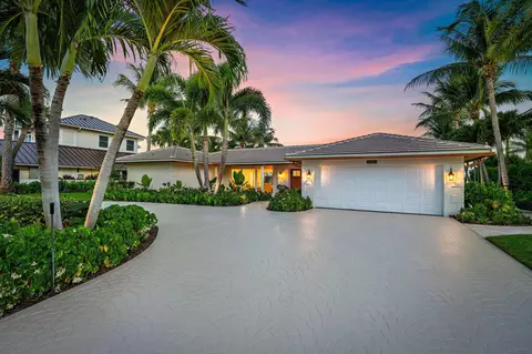 1051 Coral Way, West Palm Beach, FL 33404