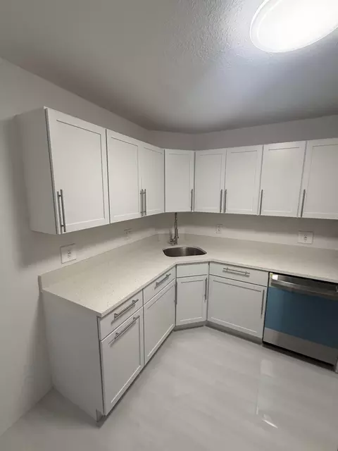 10701 Royal Palm Blvd #1, Coral Springs, FL 33065