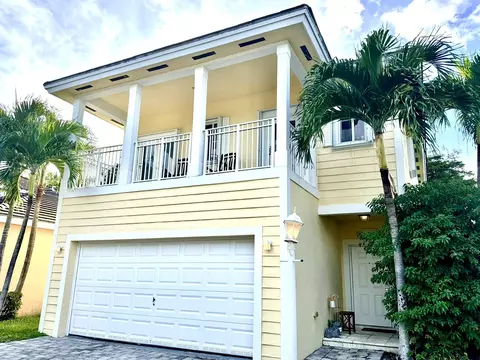 396 NE 33rd Ter, Homestead, FL 33033