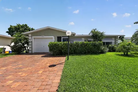 3550 Joseph Dr, West Palm Beach, FL 33417
