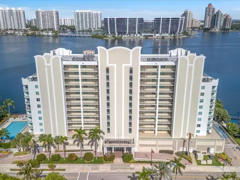18100 N Bay Rd #707, Sunny Isles Beach, FL 33160