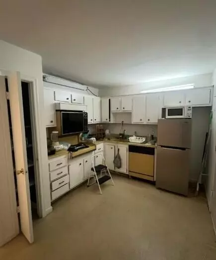 4740 NW 21st St #101, Lauderhill, FL 33313
