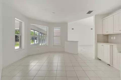 Living - 4185 SE Fairway Ct, Stuart, FL 34997 photo 12 of 12