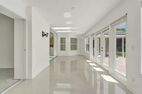 Entry Way - 4185 SE Fairway Ct, Stuart, FL 34997 photo 1 of 2