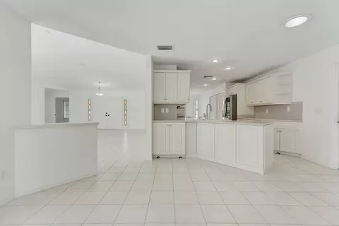 Other - 4185 SE Fairway Ct, Stuart, FL 34997 photo 6 of 20