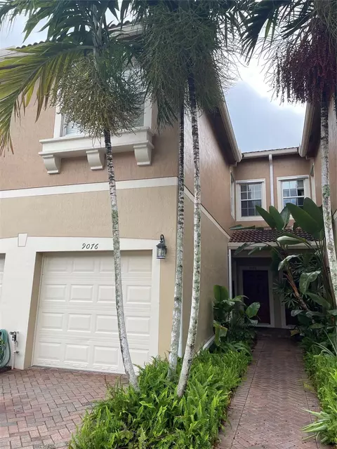 9076 Preston Pl, Tamarac, FL 33321