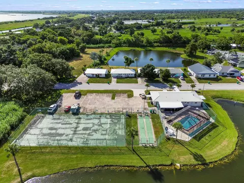 View/Area - 5200 SE 42nd Trce, Okeechobee, FL 34974 photo 7 of 8
