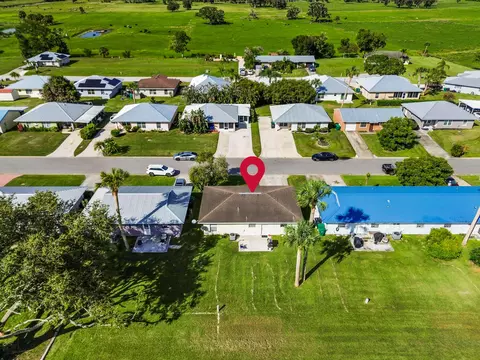 View/Area - 5200 SE 42nd Trce, Okeechobee, FL 34974 photo 4 of 8