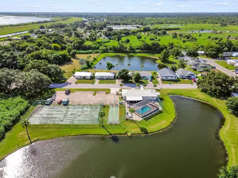 View/Area - 5200 SE 42nd Trce, Okeechobee, FL 34974 photo 6 of 8