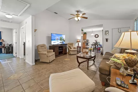 Living - 5111 SE 42nd Trce, Okeechobee, FL 34974 photo 2 of 2