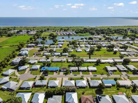 View/Area - 5111 SE 42nd Trce, Okeechobee, FL 34974 photo 6 of 10